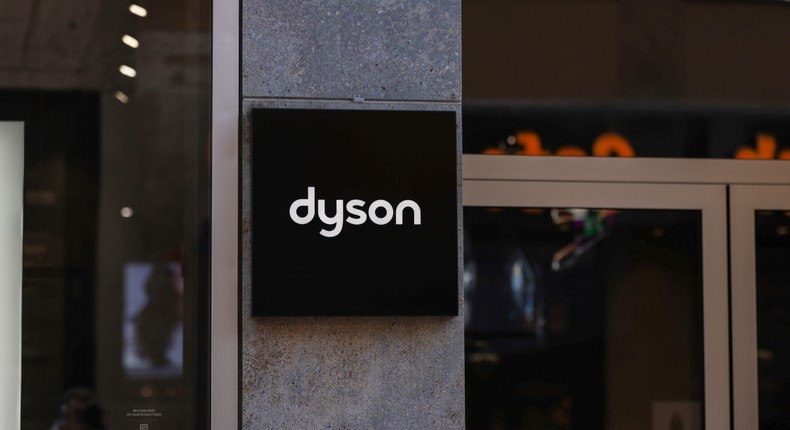 Dyson at-home robots are part of a 2.75 billion ($3.44 billion) investment plan.