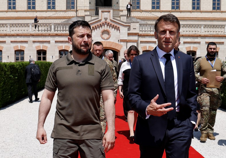 Emmanuel Macron și Volodymyr Zelensky, 2023