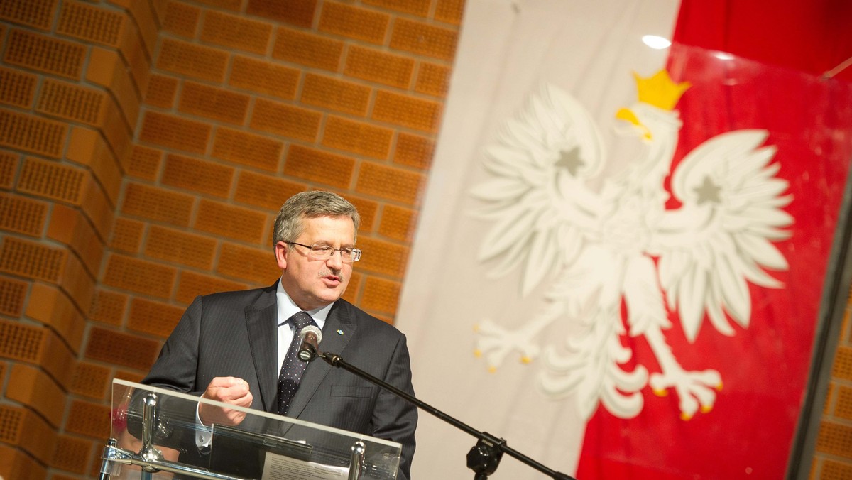 Prezydent Bronisław Komorowski wraz z żoną Anną udaje się w piątek z wizytą do Budapesztu. Będzie uczestniczył w spotkaniu prezydentów państw Grupy Wyszehradzkiej (V4) z okazji 20. rocznicy jej utworzenia.