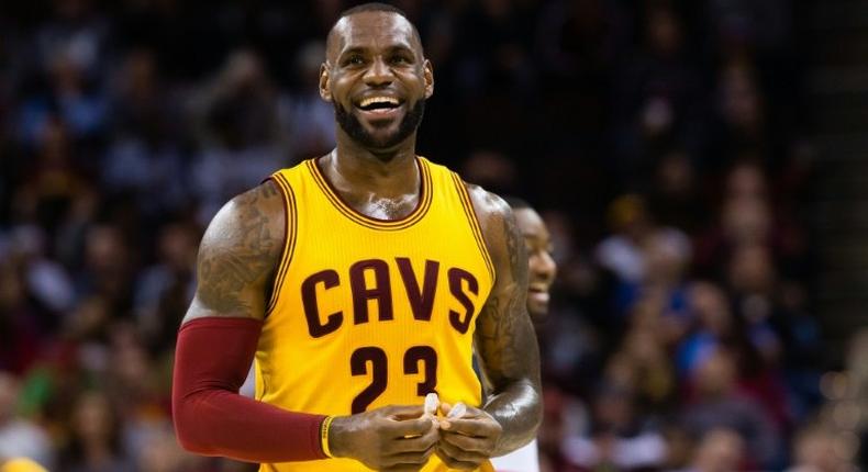 Cleveland Cavaliers beat the Indiana Pacers 135-130 as LeBron James scores a 40-point triple-double