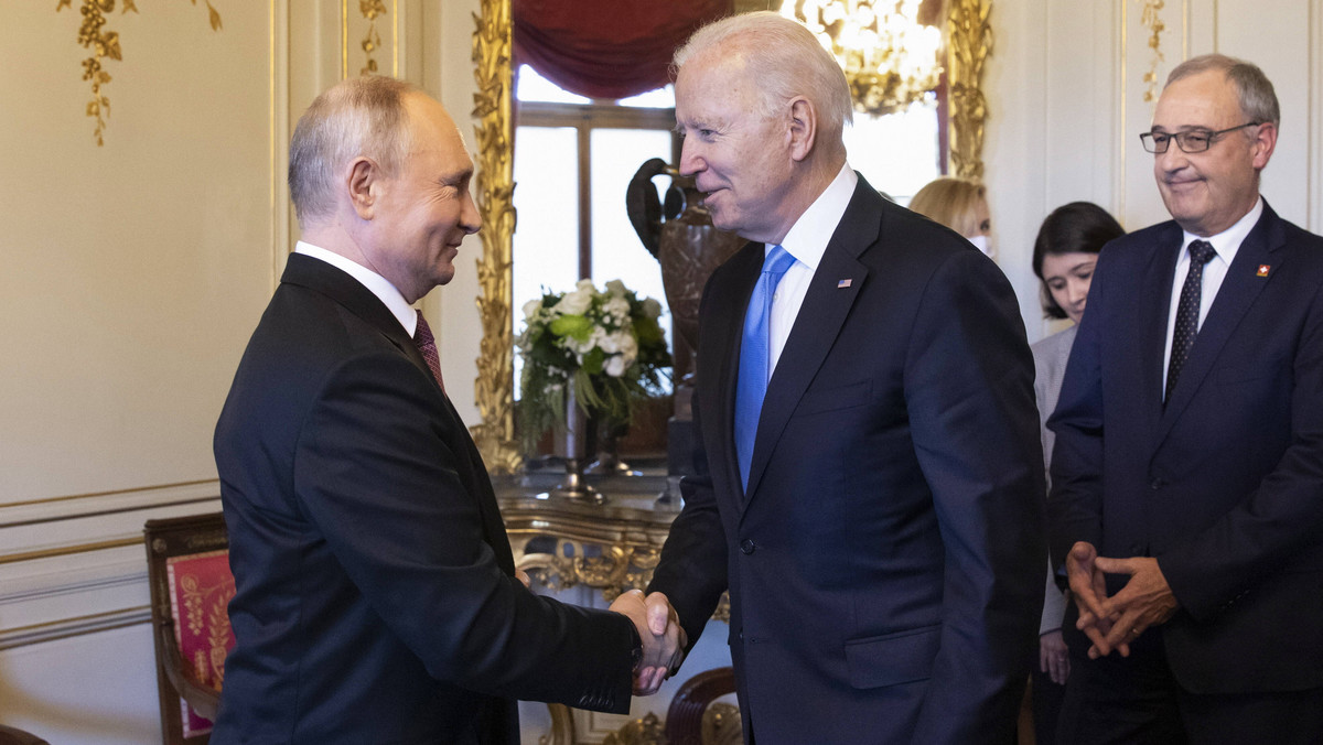 Władimir Putin: Joe Biden byłby lepszym prezydentem niż Donald Trump