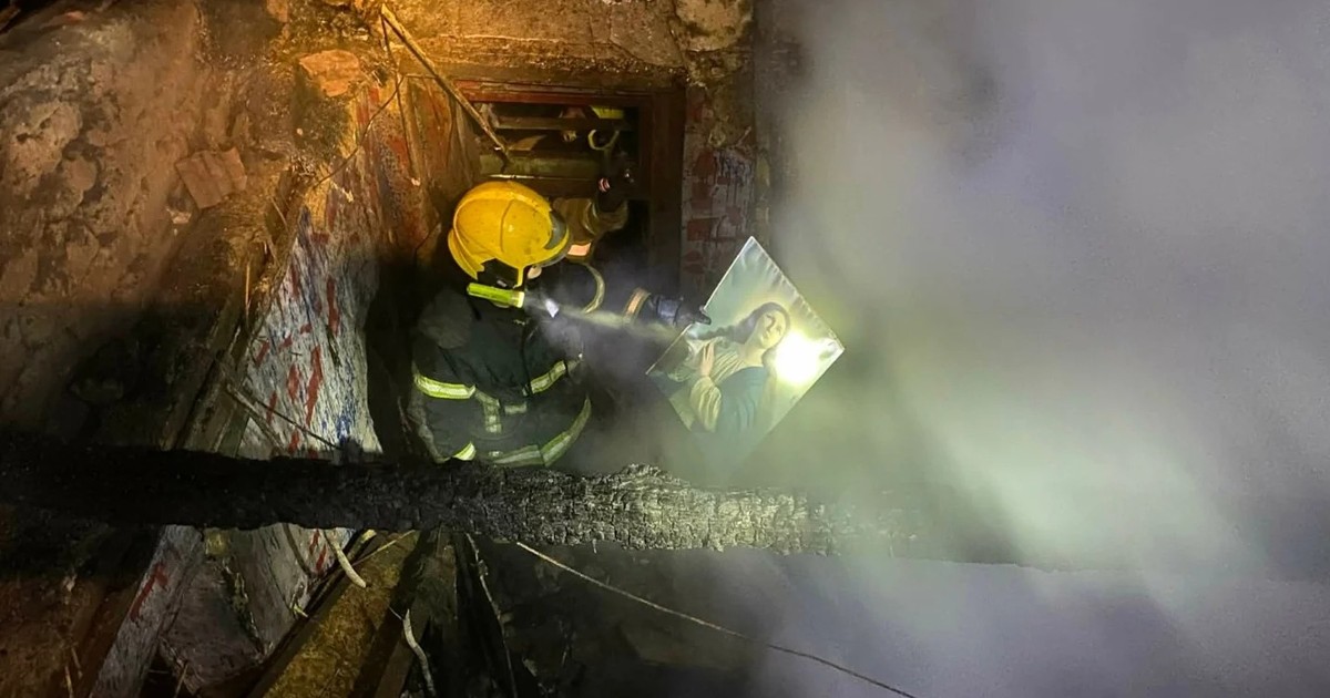 Cały dom doszczętnie spłonął. W nienaruszonym stanie zachowało się tylko to. "To cud"