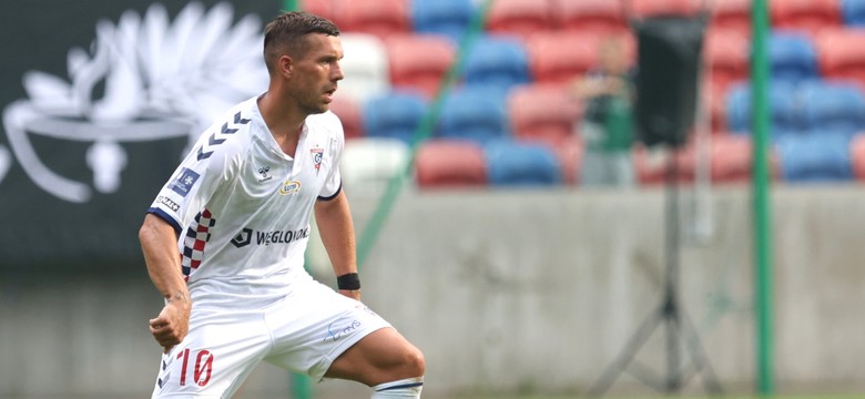 Podolski zagrał, ale nie pomógł. Porażka Górnika w sparingu