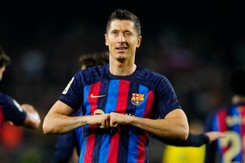 Lewandowski w końcu się przełamał. Gol w meczu z Cadizem [WIDEO]