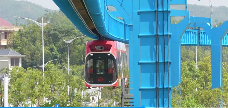Chińska kolej magnetyczna na trasie Red Rail