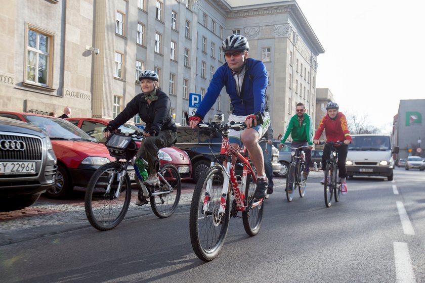 Urzędnicy przyjechaki do pracy na rowerach