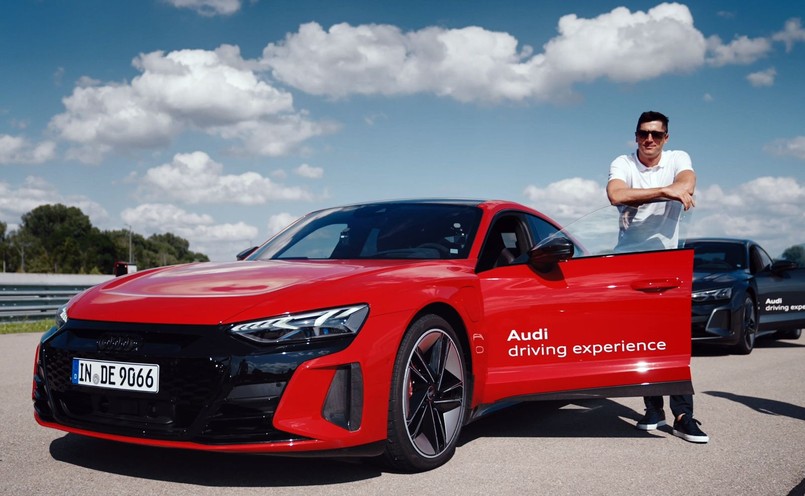 Robert Lewandowski ma nowy samochód. To elektryczne Audi