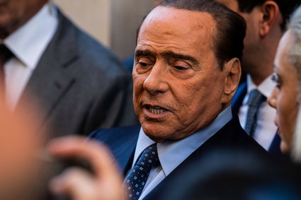 Kobiety od "bunga bunga" odcięte od pieniędzy Berlusconiego. Trwają eksmisje