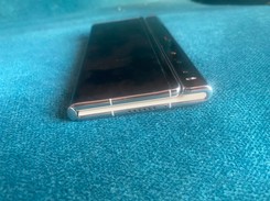 Telefon, który nie ma sensu... Ale za to jak pięknie wygląda. TESTUJEMY Huawei Mate XS2