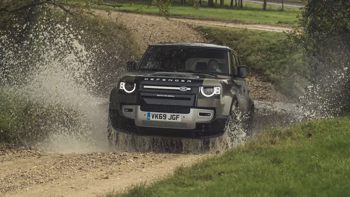 Land Rover Defender- oto model jaki upatrzyło sobie CBA