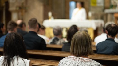 Coraz mniej osób uczestniczy we mszy świętej. Najgorzej jest w Poznaniu