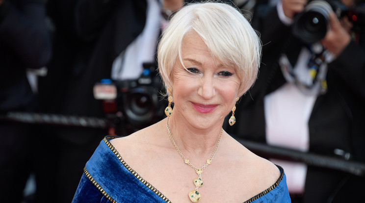 Helen Mirren Arany-medve életműdíjat vehet át /Fotó: Northfoto