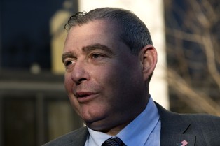 Nielegalne finansowanie kampanii polityków. Lev Parnas skazany na 20 miesięcy więzienia