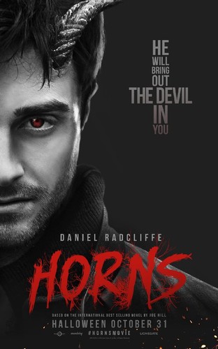 Daniel Radcliffe z rogami na plakacie 'Horns'