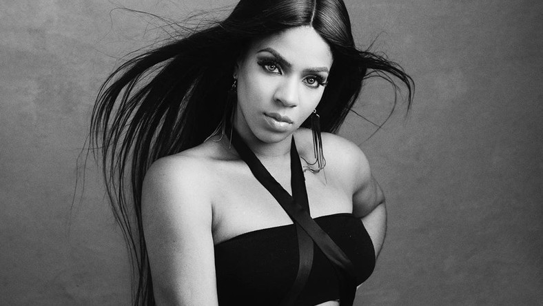 Okay, guys, the much-awaited plot twist to the BBNaija 'Pepper Dem' season four has arrived and it may interest you to know that Venita Akpofure and Elozonam are the new addition to the house. [Instagram/veezeebaybeh] 
