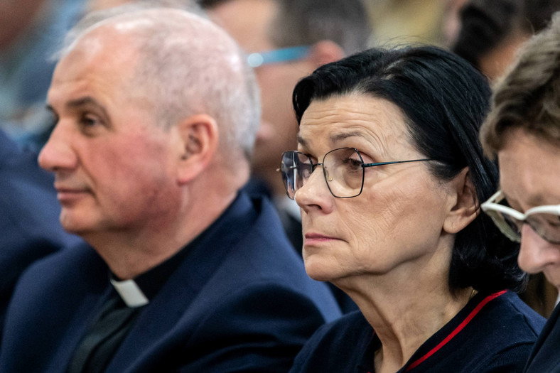 Członek zarządu Fundacji Lux Veritatis o. Jan Król CSsR (L) oraz  Lidia Kochanowicz-Mańk, Toruń, 29.02.2020. 
