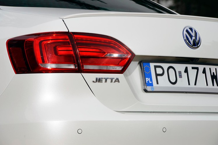 Volkswagen jetta hybrid