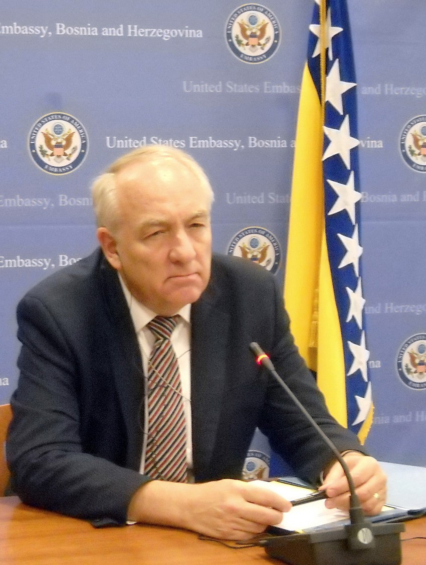 Stiven Rap, amabasador SAD za pitanja ratnih zločina