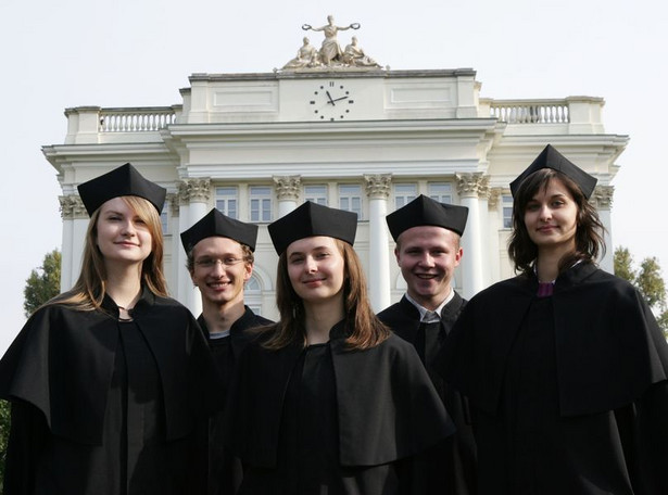 Kształcenie kobiet ratuje życie dzieci