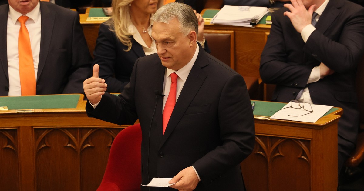 Orbán Viktort a vagyonáról kérdezték a parlamentben, a kormányfő személyesen válaszolt