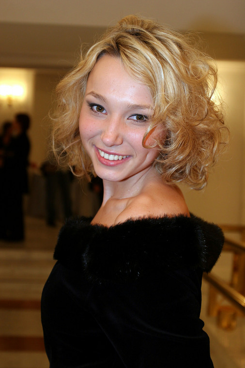 Karolina Borkowska w 2004 r. podczas gali wręczenia statuetek Teleekrany