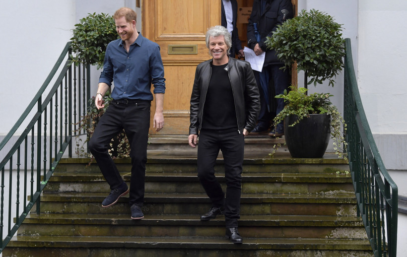 Książę Harry i Jon Bon Jovi w Abbey Road Studios