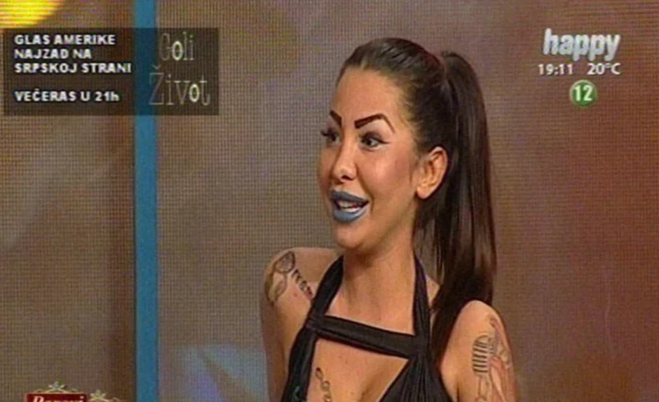 Ovako je Aneli Ahmić nekada izgledala: "Podigla sam nos i radila usne"