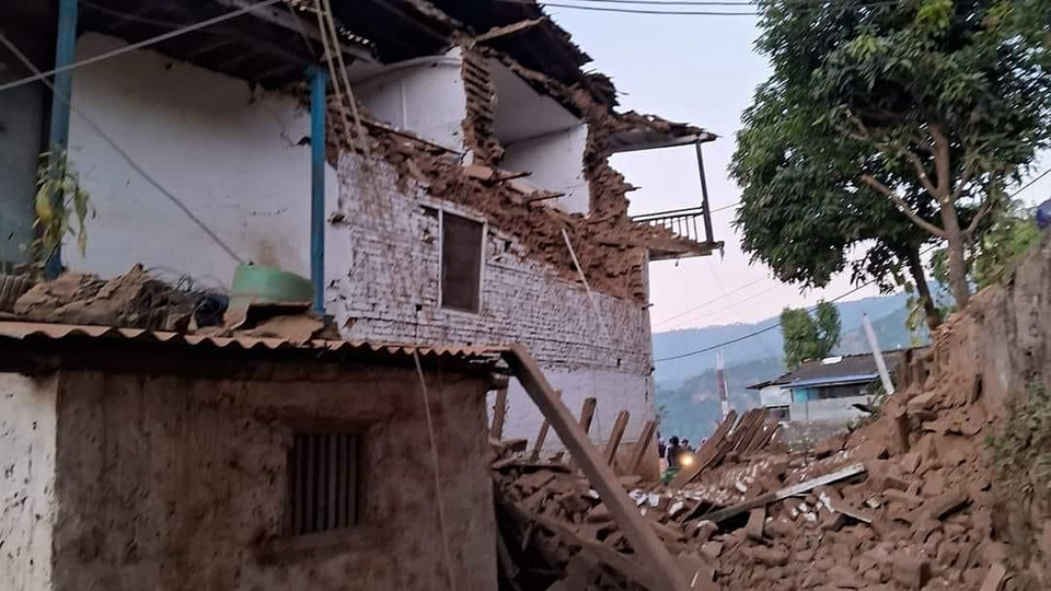 Katastrofalne trzęsienie ziemi w Nepalu