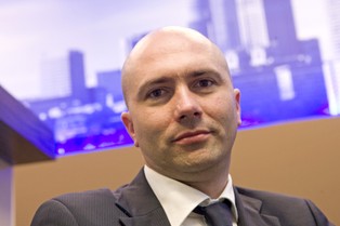 Damian Milibrand z Home Brokera: Historyk rządzi rynkiem pośrednictwa nieruchomości