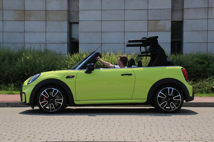 MINI cabrio