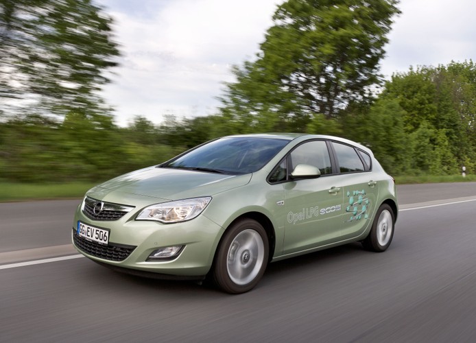 16. miejsce - opel astra