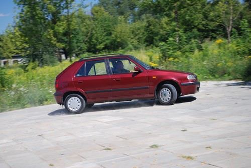 Skoda Felicia 1.6 - Dogaduje się z gazem