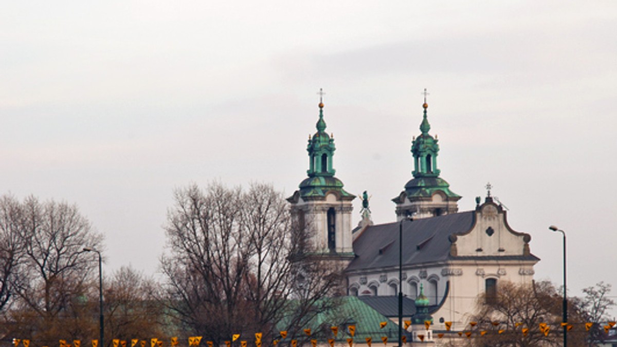 W najbliższą niedzielę (12 maja) odbędzie się doroczna procesja ku czci św. Stanisława Biskupa do kościoła OO. Paulinów na Skałce. W związku z tym nastąpią zmiany w kursowaniu komunikacji miejskiej, a także wstrzymanie ulicznego ruchu.