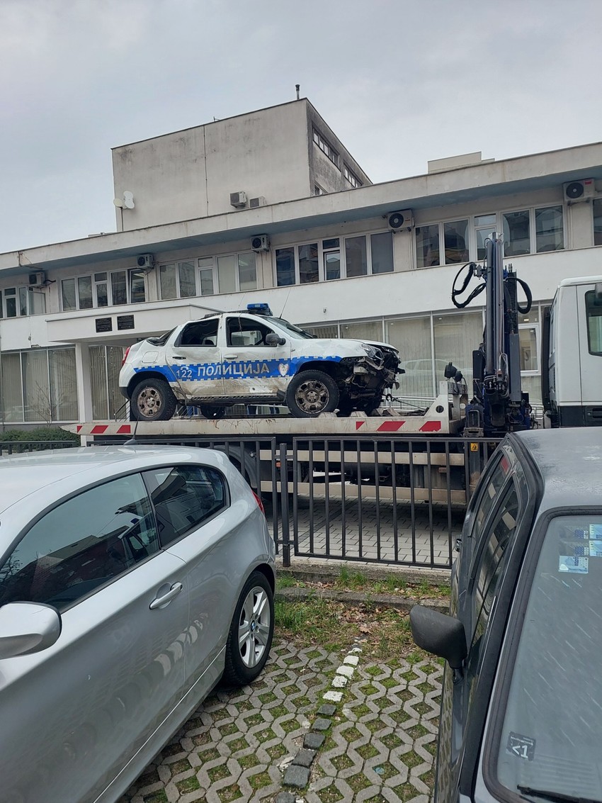Vozilo policije Srpske