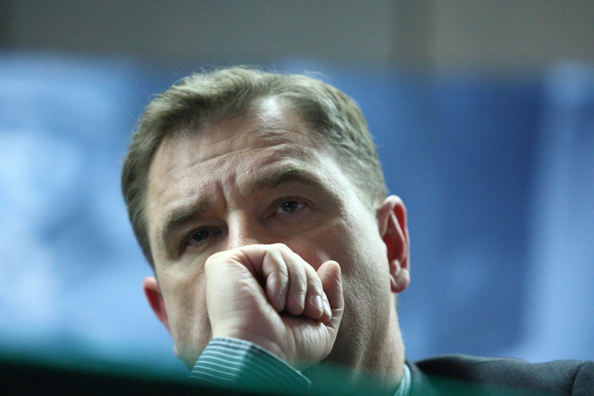 Duda: Politycy mogą się pochylać nad problemem emigracji, ale sprawa jest prosta: jak pracownik nie będzie dobrze wynagradzany, to nigdy nie będzie miał poczucia bezpieczeństwaPiotr Duda
