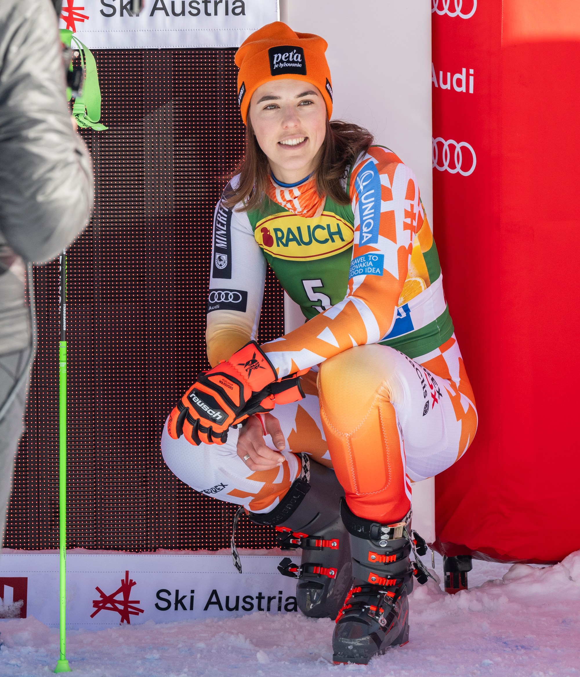 Slovenská lyžiarka Petra Vlhová obsadila tretie miesto v obrovskom slalome Svetového pohára v rakúskom Söldene.