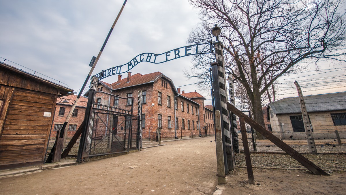 Tak Sowieci przejęli Auschwitz. "Dopisali do jego historii nieoczekiwany rozdział"