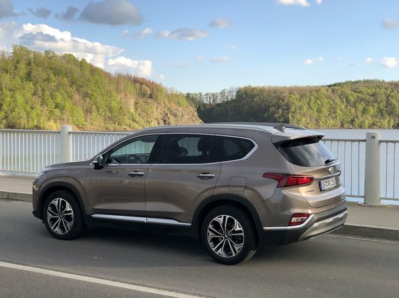 Hyundai Santa Fe na dystansie 100 tys. km