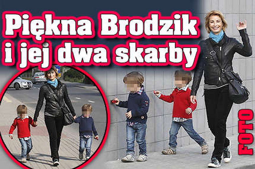 Piękna Brodzik i jej dwa skarby. FOTO