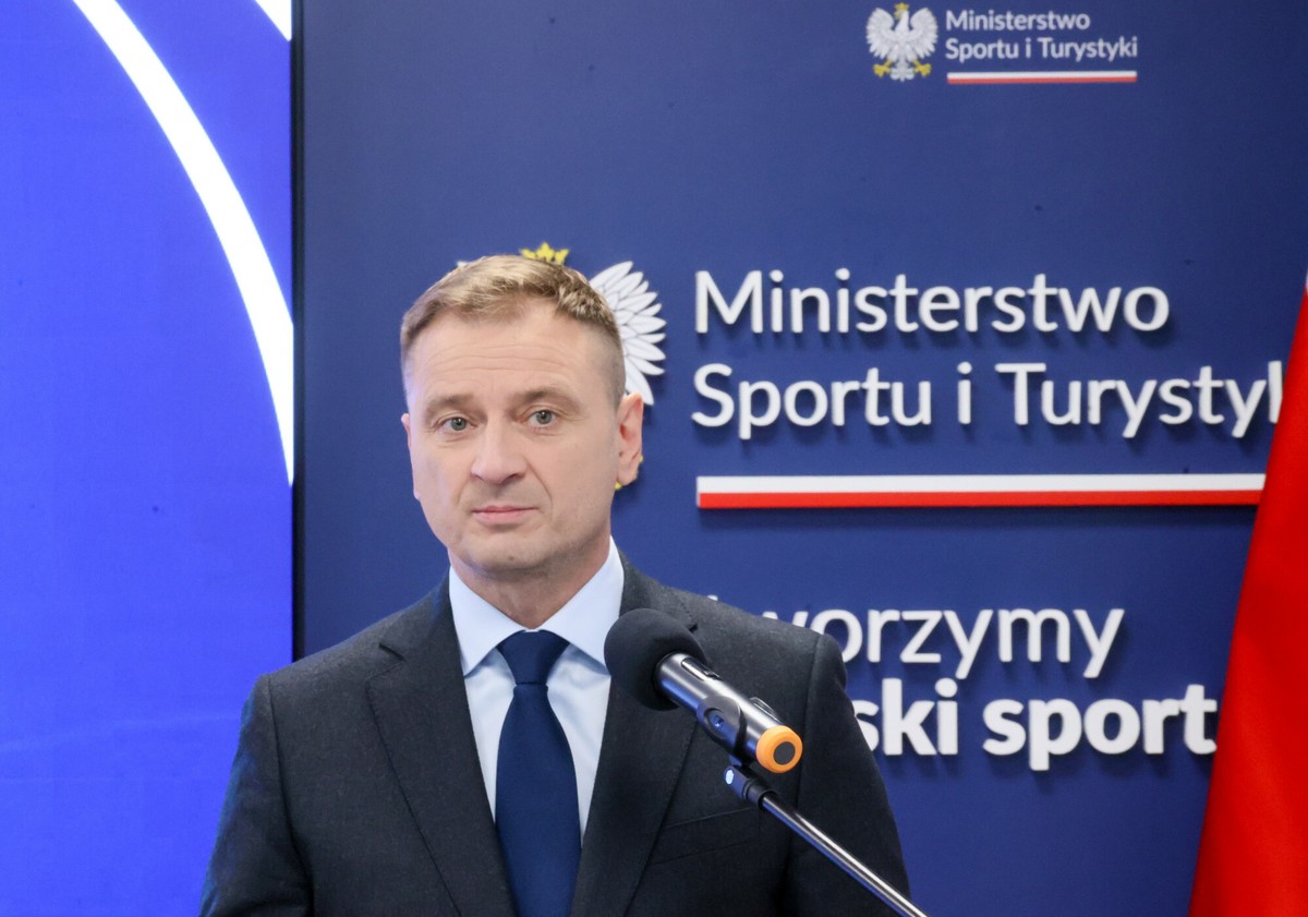 Sławomir Nitras ujawnił, że Radosław Piesiewicz zarobił więcej niż PKOl wydał na start sportowców w igrzyskach w Paryżu