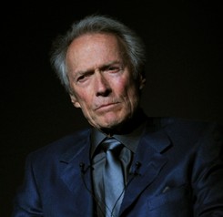Clint Eastwood ląduje na rzece Hudson