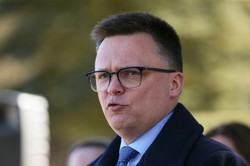 Szymon Hołownia pokazał majątek. Ujawnił, ile zarabia jako polityk