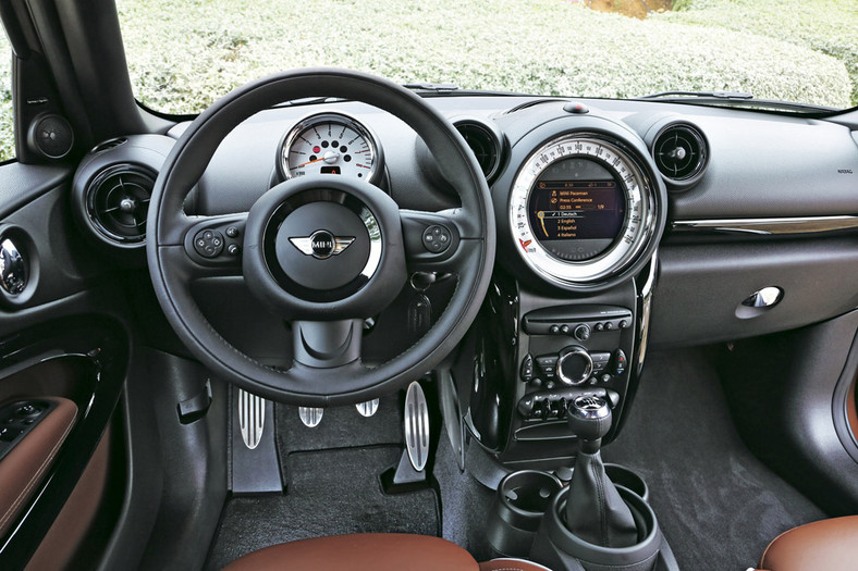Mini Paceman kontra Range Rover Evoque: terenowe coupe