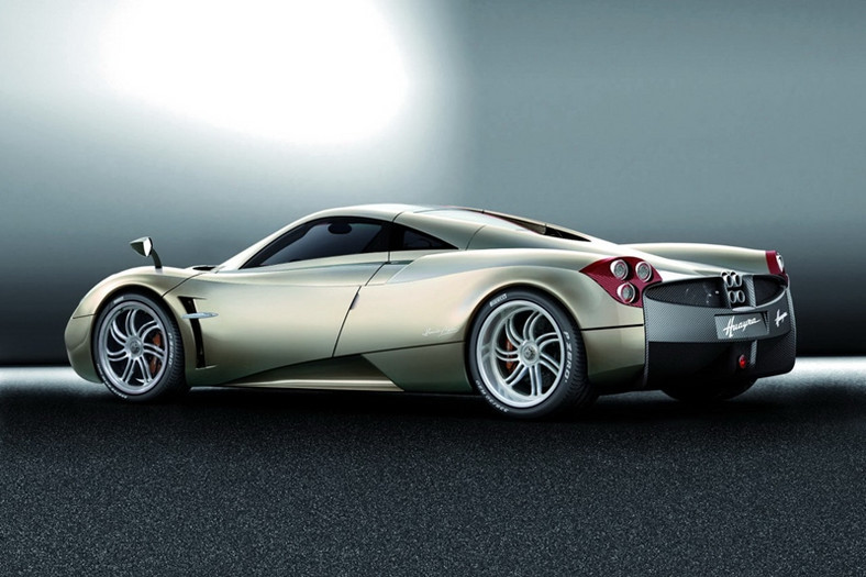 Pagani Huayra się objawiła