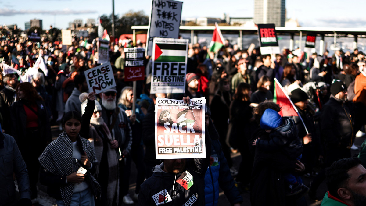Tłumy na marszu solidarności z Palestyńczykami w Londynie. Zatrzymano 92 osoby
