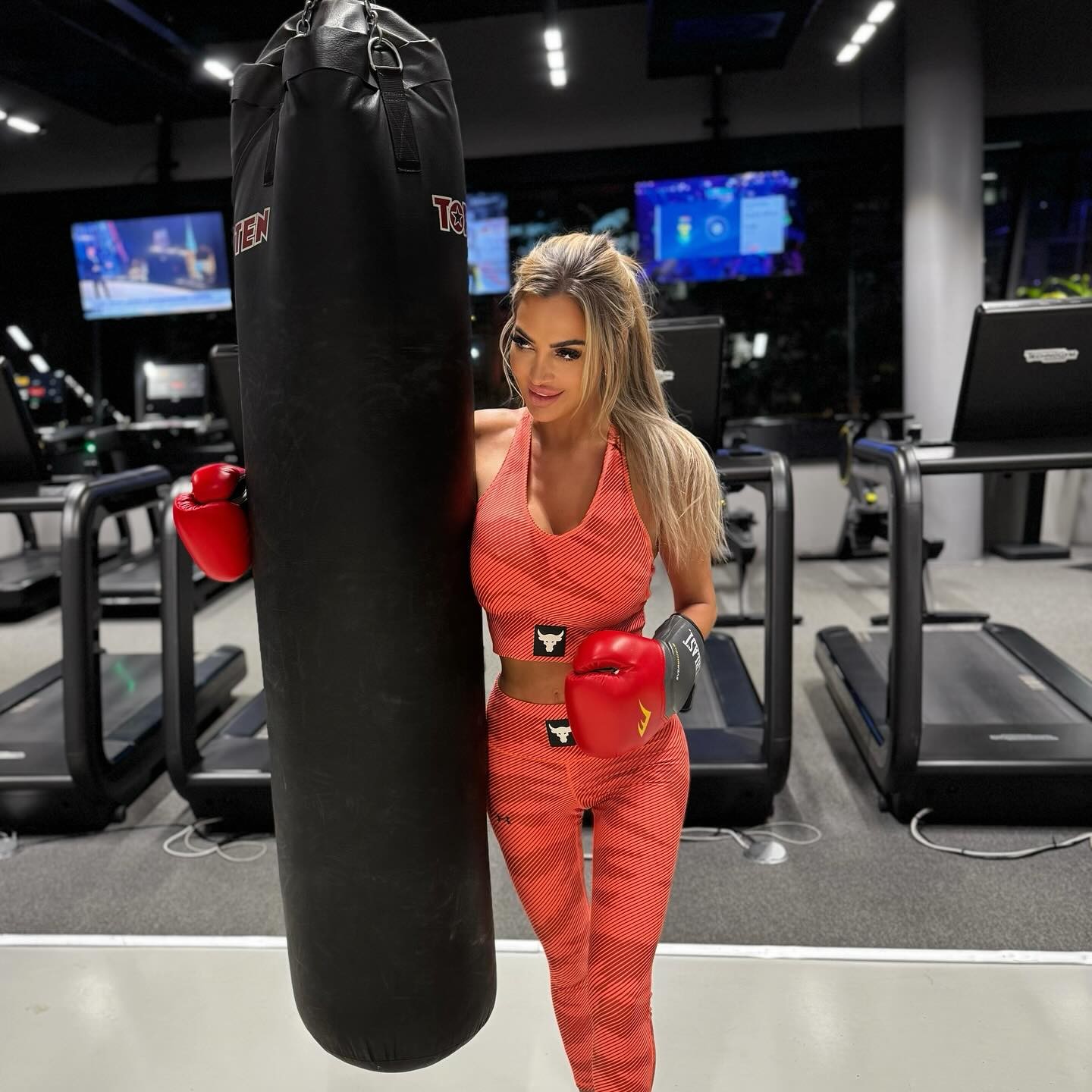 Česká modelka a playmate Denise Ayverdi známa zo šou Bachelor.