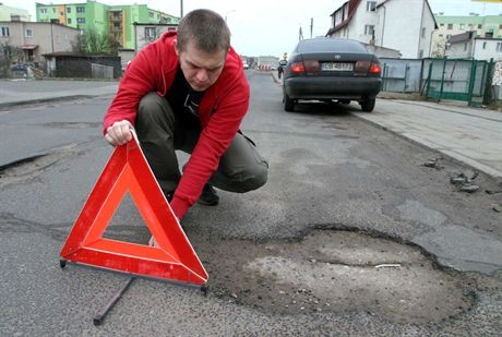 BYDGOSZCZDZIURY NA DROGACHN/Z ULICA SWOBODNA W BYDGOSZCZY11/03/2007FOT. MARCIN MANIEWSKI