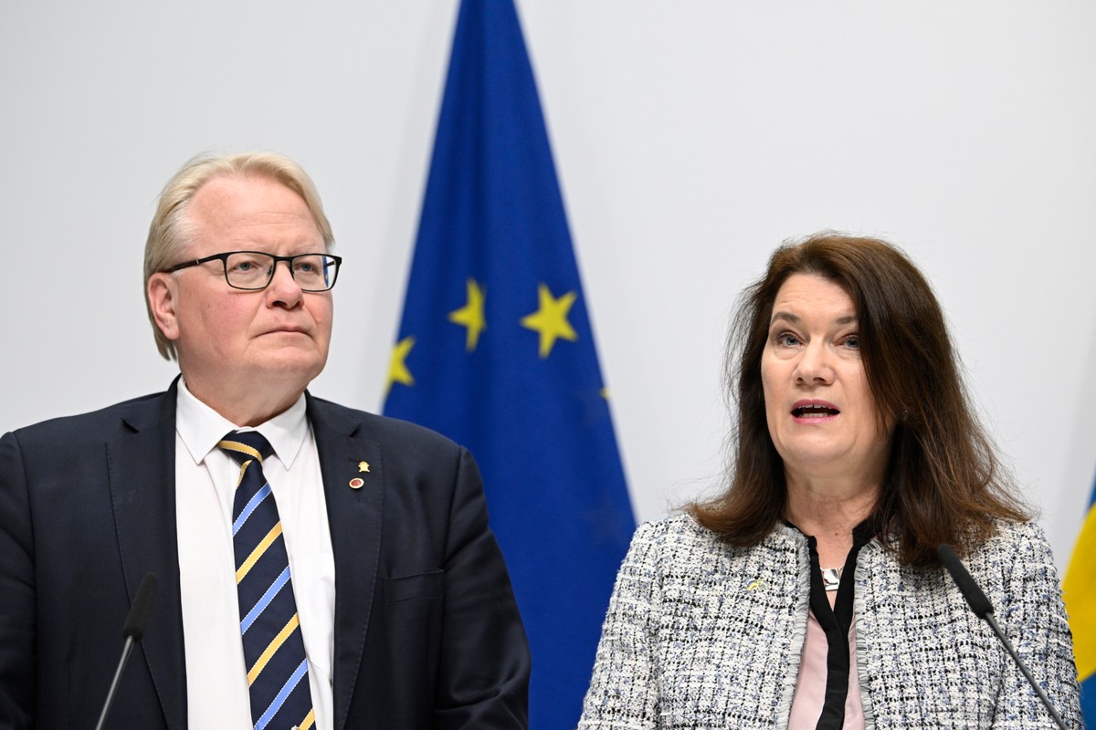 Minister obrony Peter Hultqvist i szefowa MSZ Ann Linde