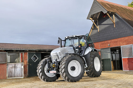 Traktor Lamborghini kontra Gallardo