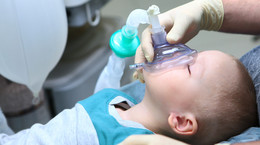 Czworo niemowląt z COVID-19 trafiło do szpitala w Legnicy. Tylko jedno uniknęło respiratora